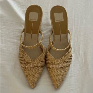Dolce Vita Women's Beige Braided Raffia Mules